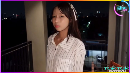 Tuktukpatrol – aommy (น้องออมมี่) วัยรุ่นไทยน่ารัก ดัดฟัน ขายหีแลกค่าเทอม เย็ดกับลูกค้าฝรั่ง